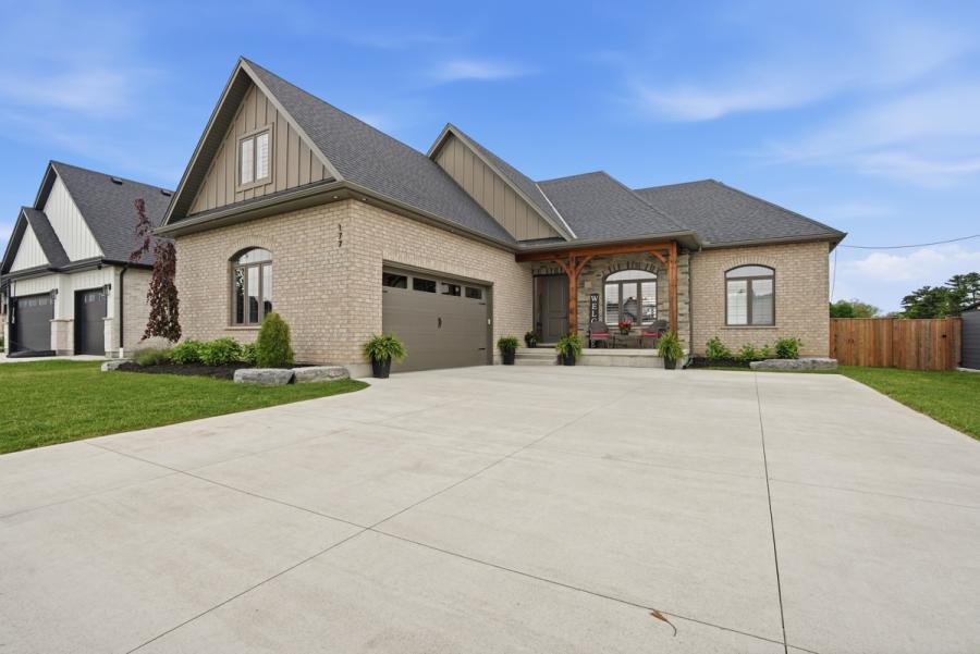 Desirable Delaware Family Home